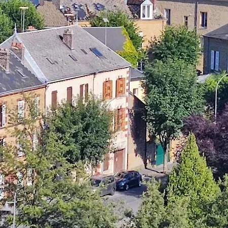 Rimbaud, Loft Renove Face Au Chateau De Sedan Sedan